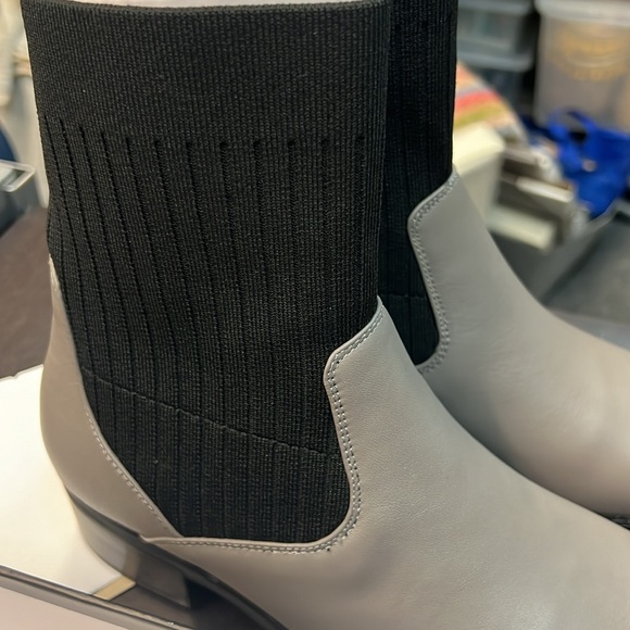 Maud Frizon Chelsea Leather Boots 38 - Picture 9 of 16